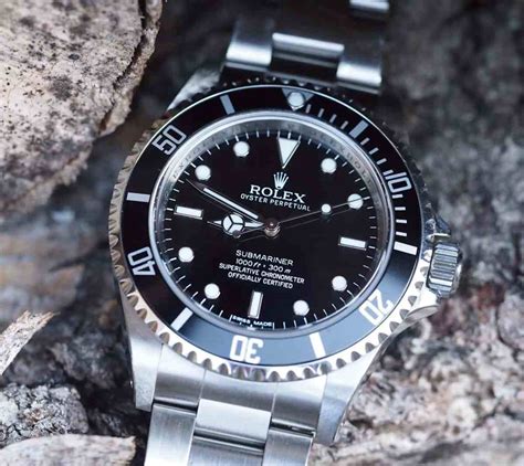 rolex 14060 review|rolex submariner 14060 vs 14060m.